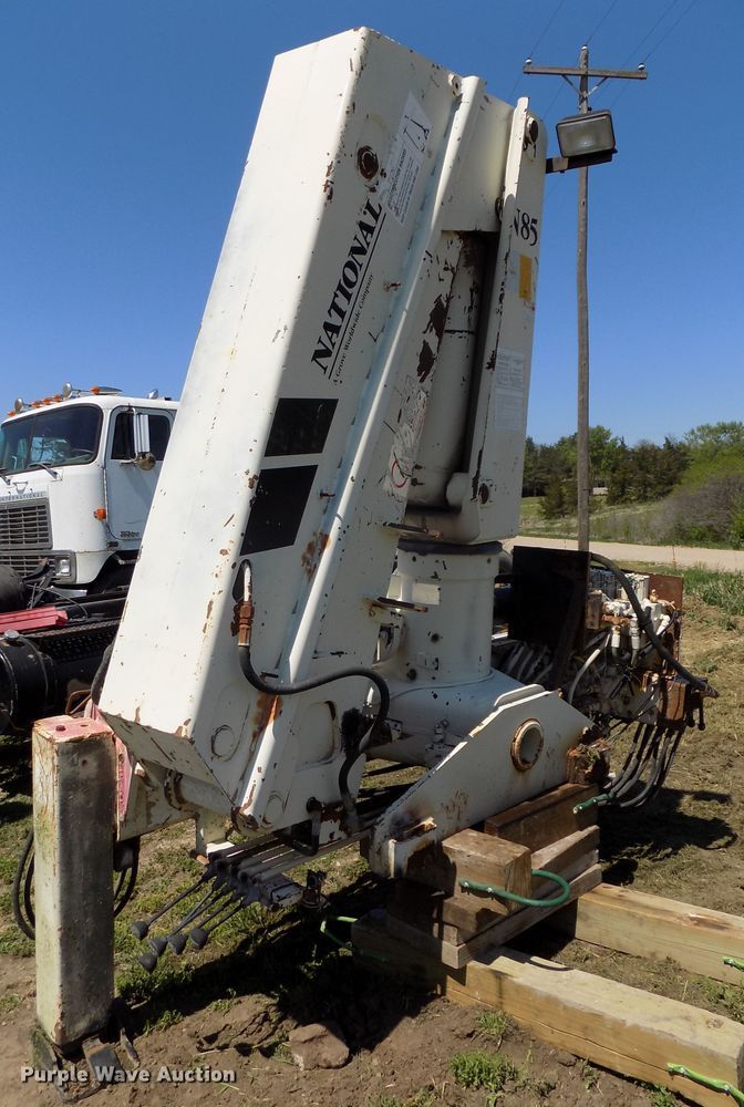 image for item DG2574 National Crane N85 knuckle boom crane