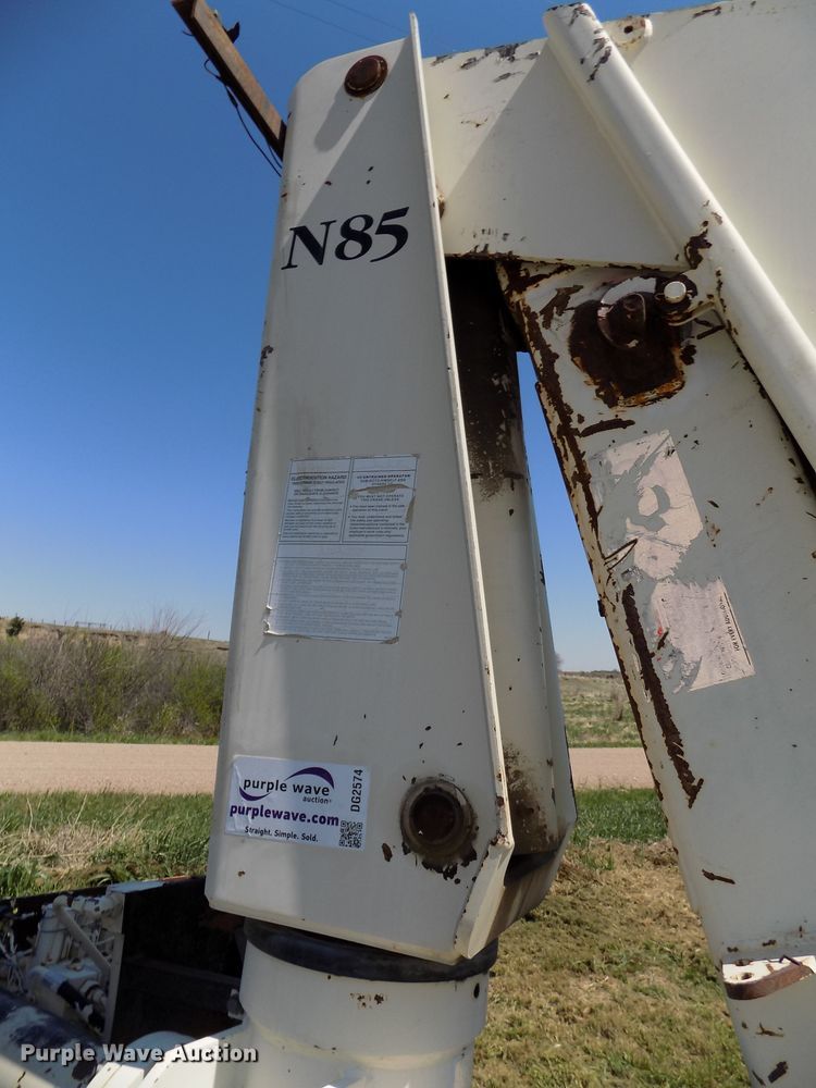 image for item DG2574 National Crane N85 knuckle boom crane