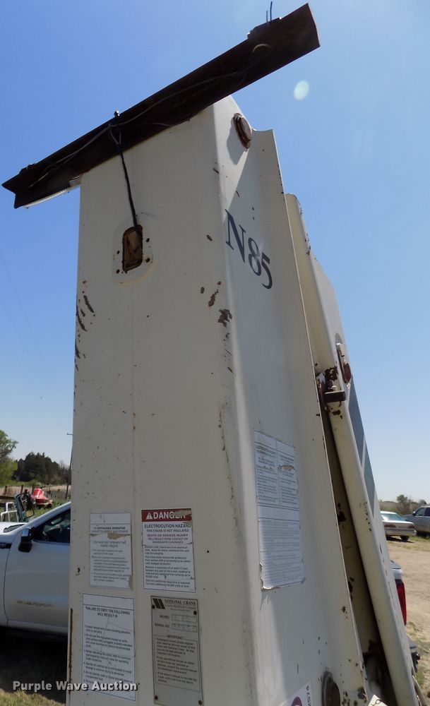 image for item DG2574 National Crane N85 knuckle boom crane