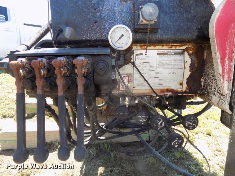 image for item DG2574 National Crane N85 knuckle boom crane