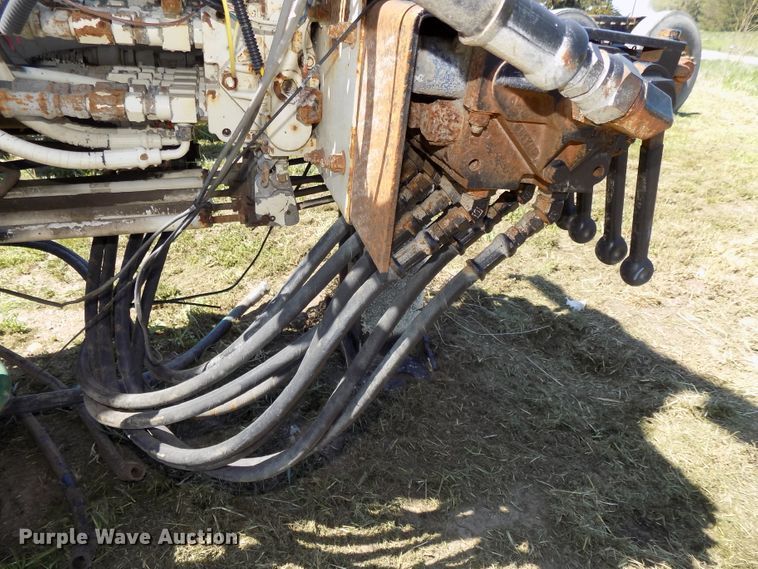 image for item DG2574 National Crane N85 knuckle boom crane