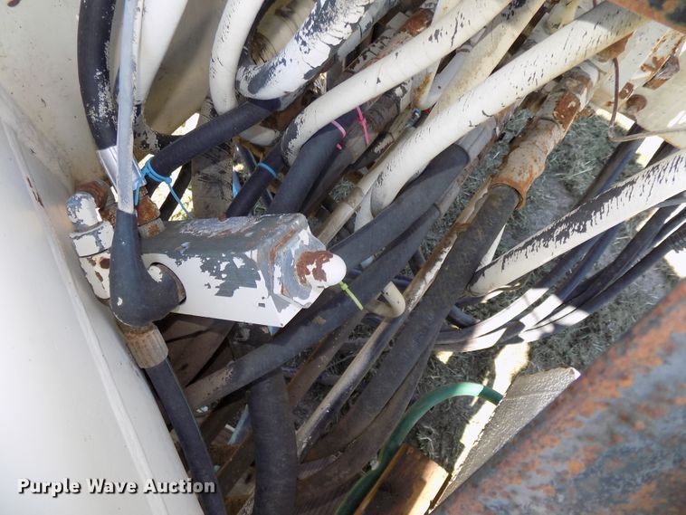 image for item DG2574 National Crane N85 knuckle boom crane