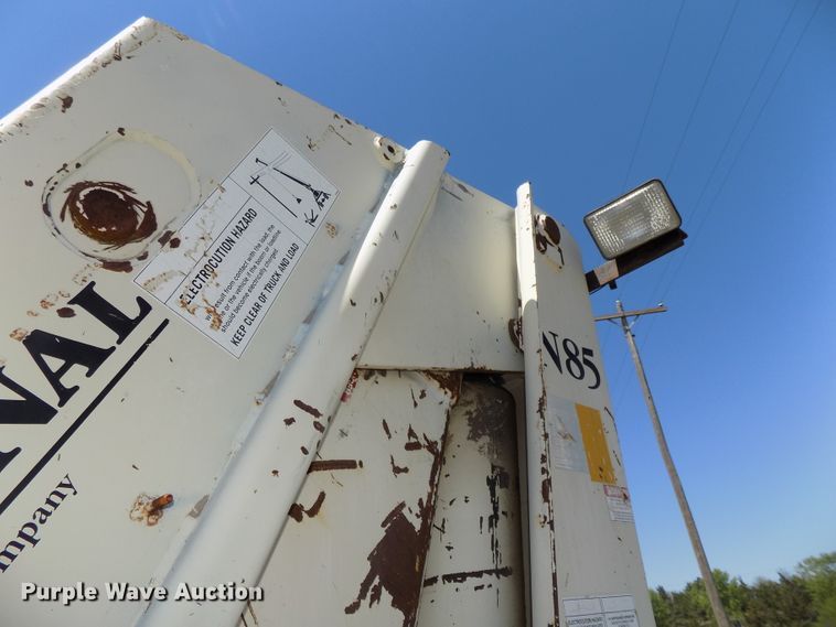 image for item DG2574 National Crane N85 knuckle boom crane