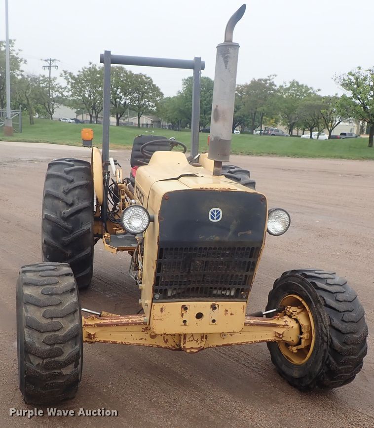 image for item DG3189 Ford 345D  tractor