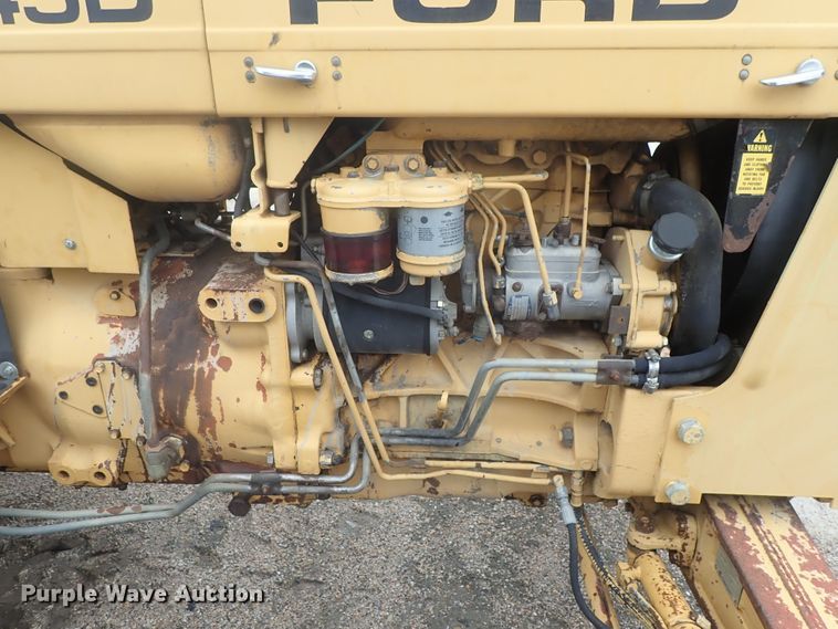 image for item DG3189 Ford 345D  tractor