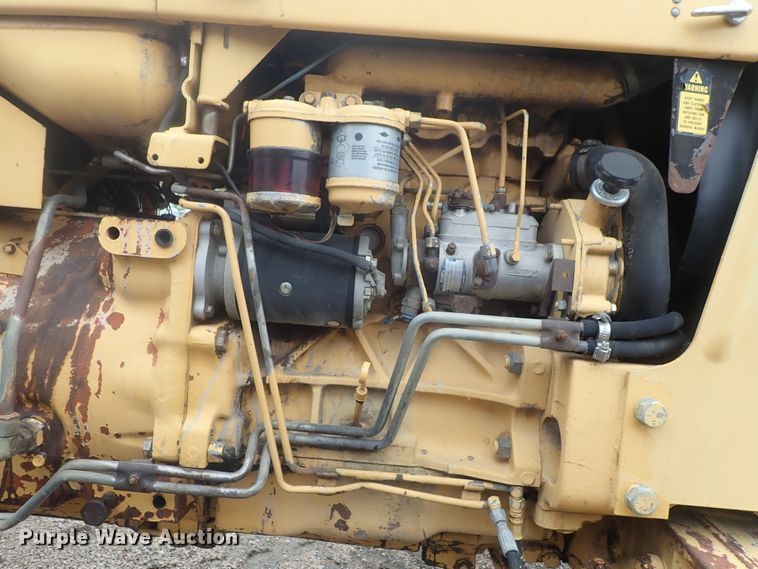 image for item DG3189 Ford 345D  tractor