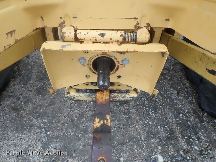 image for item DG3189 Ford 345D  tractor