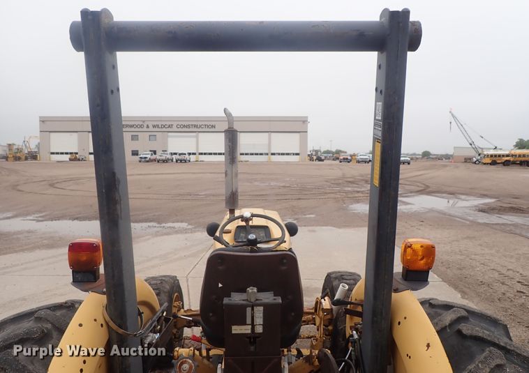 image for item DG3189 Ford 345D  tractor