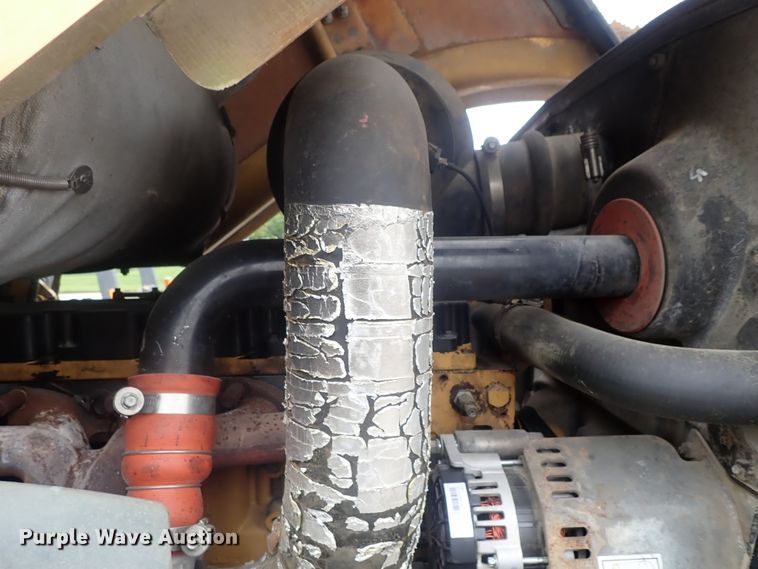 image for item DG3190 2008 Caterpillar CS56  single drum vibratory roller