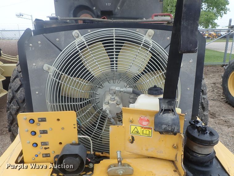 image for item DG3190 2008 Caterpillar CS56  single drum vibratory roller