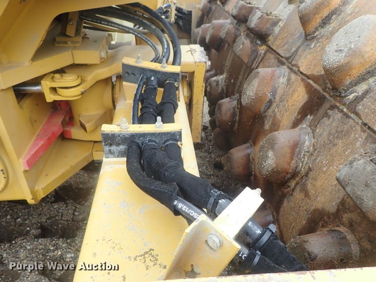 image for item DG3190 2008 Caterpillar CS56  single drum vibratory roller