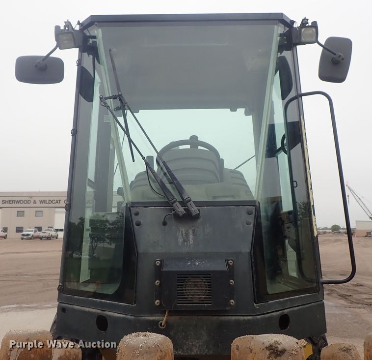 image for item DG3190 2008 Caterpillar CS56  single drum vibratory roller