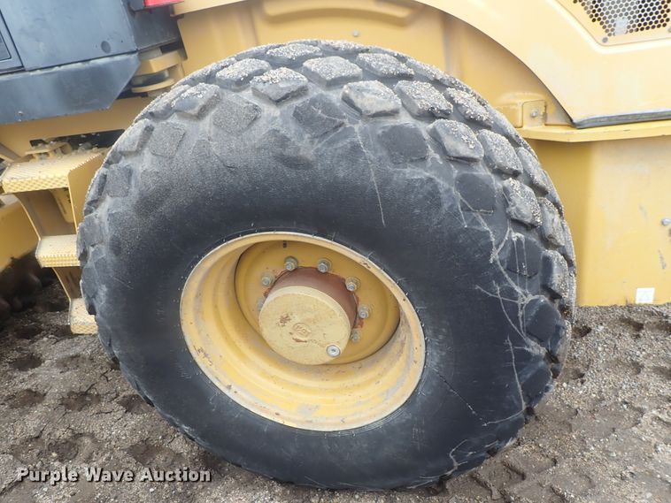 image for item DG3190 2008 Caterpillar CS56  single drum vibratory roller