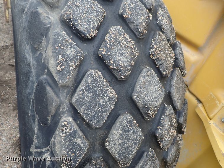 image for item DG3190 2008 Caterpillar CS56  single drum vibratory roller