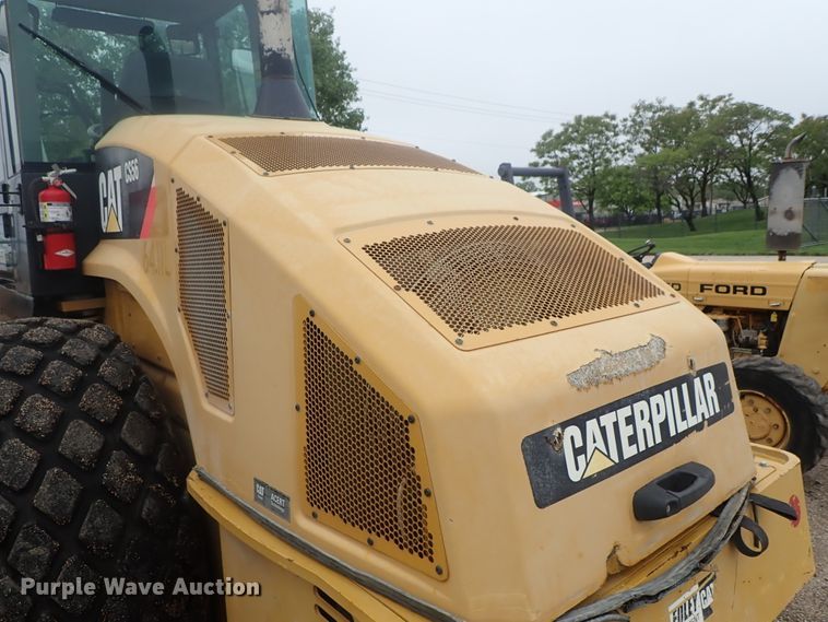 image for item DG3190 2008 Caterpillar CS56  single drum vibratory roller
