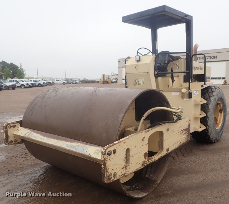 image for item DG3191 1997 Ingersoll Rand SD100D  single drum vibratory roller