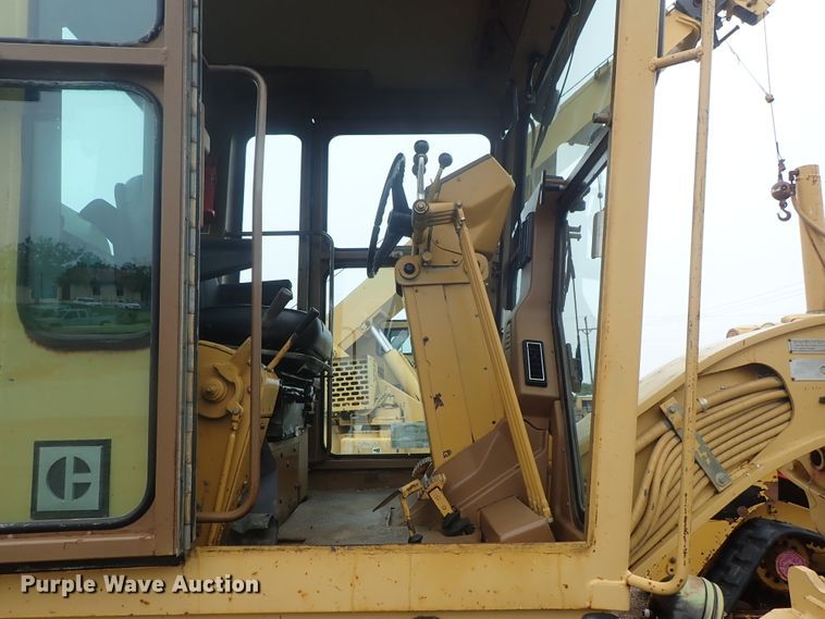 image for item DG3193 1989 Caterpillar 12G  motor grader