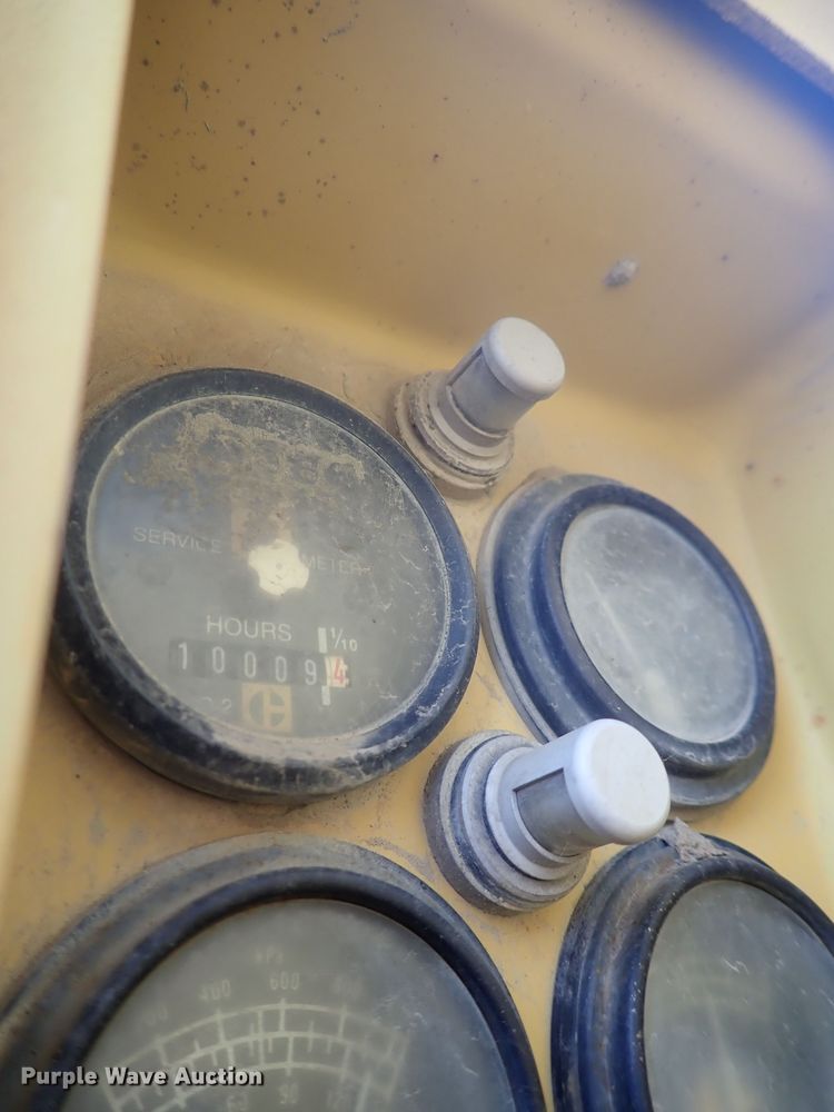 image for item DG3193 1989 Caterpillar 12G  motor grader