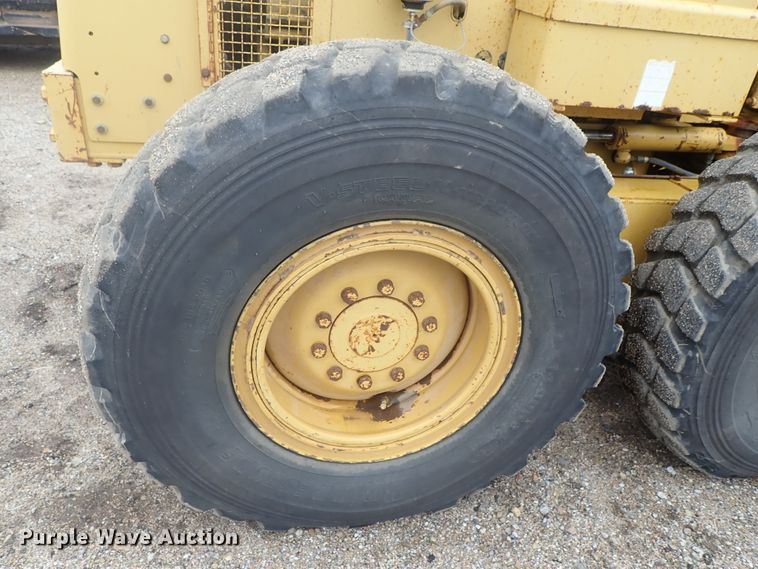image for item DG3193 1989 Caterpillar 12G  motor grader