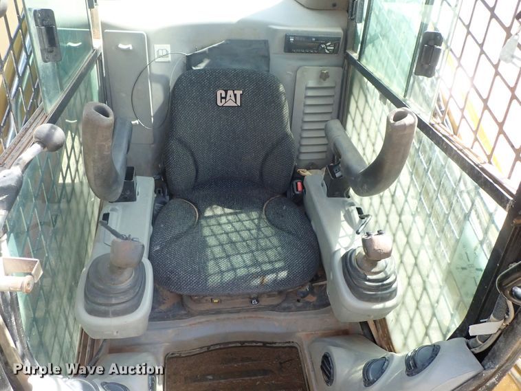 image for item DG3205 2013 Caterpillar 289C2  tracked skid steer loader