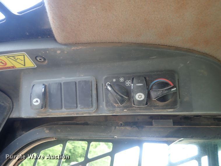 image for item DG3205 2013 Caterpillar 289C2  tracked skid steer loader