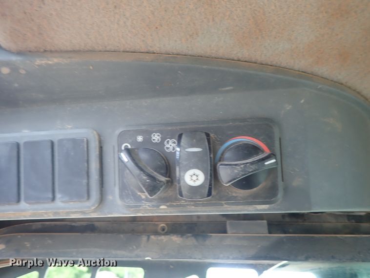 image for item DG3205 2013 Caterpillar 289C2  tracked skid steer loader