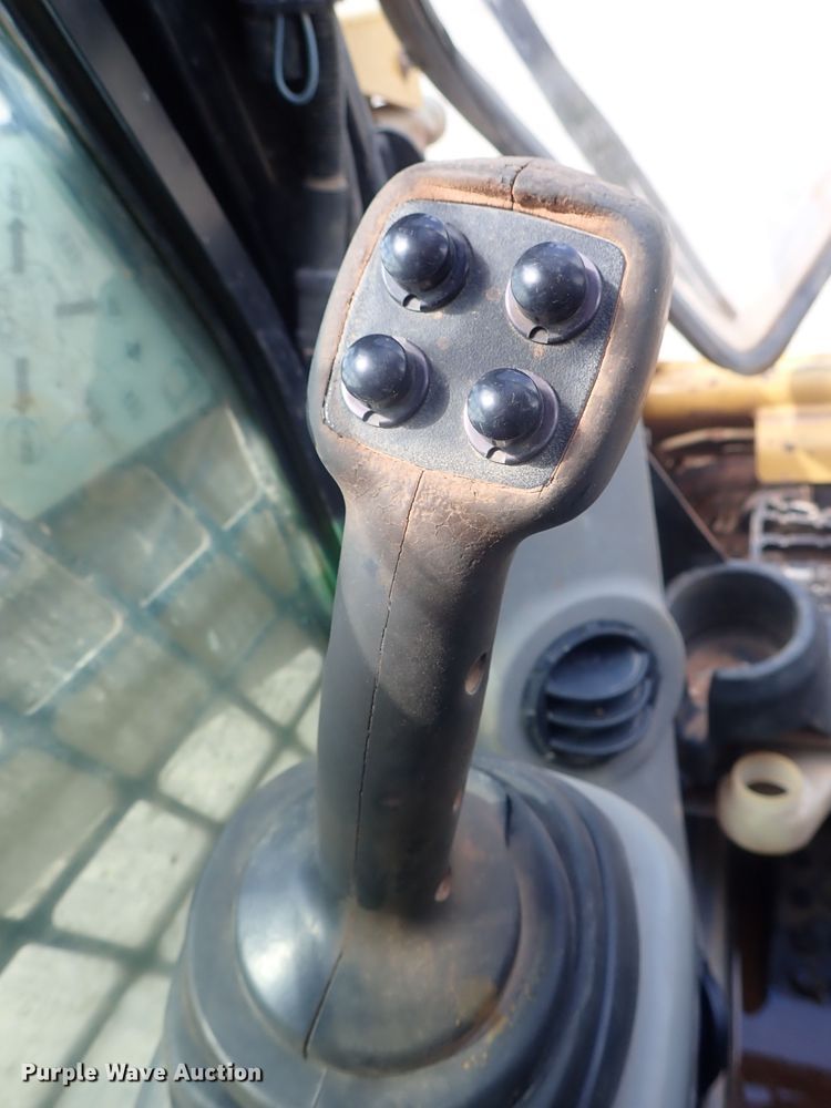 image for item DG3205 2013 Caterpillar 289C2  tracked skid steer loader