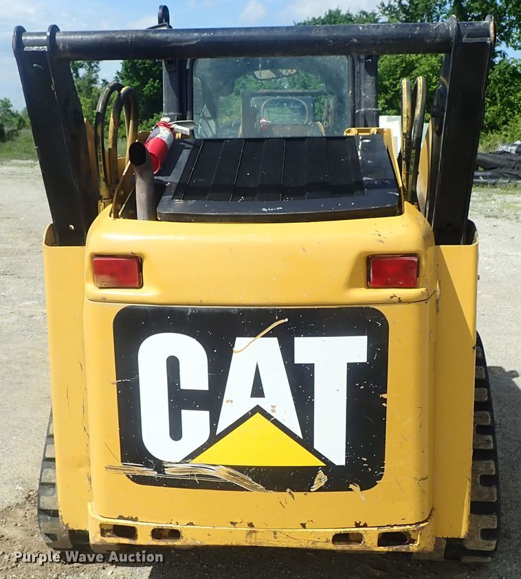 image for item DG3206 2011 Caterpillar 259B3  tracked skid steer loader
