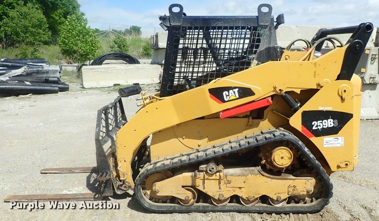 image for item DG3206 2011 Caterpillar 259B3  tracked skid steer loader