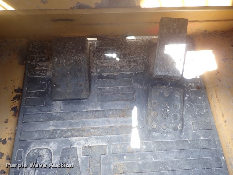 image for item DG3206 2011 Caterpillar 259B3  tracked skid steer loader