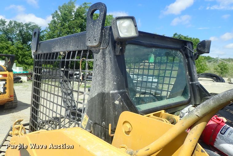 image for item DG3206 2011 Caterpillar 259B3  tracked skid steer loader