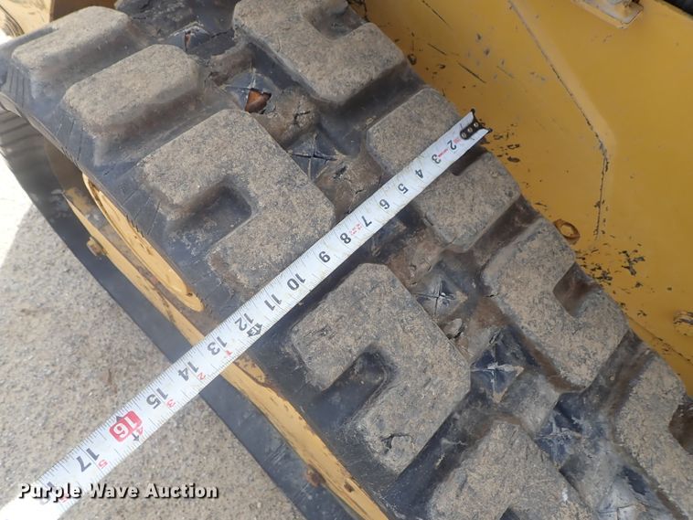 image for item DG3206 2011 Caterpillar 259B3  tracked skid steer loader