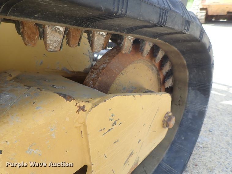 image for item DG3206 2011 Caterpillar 259B3  tracked skid steer loader