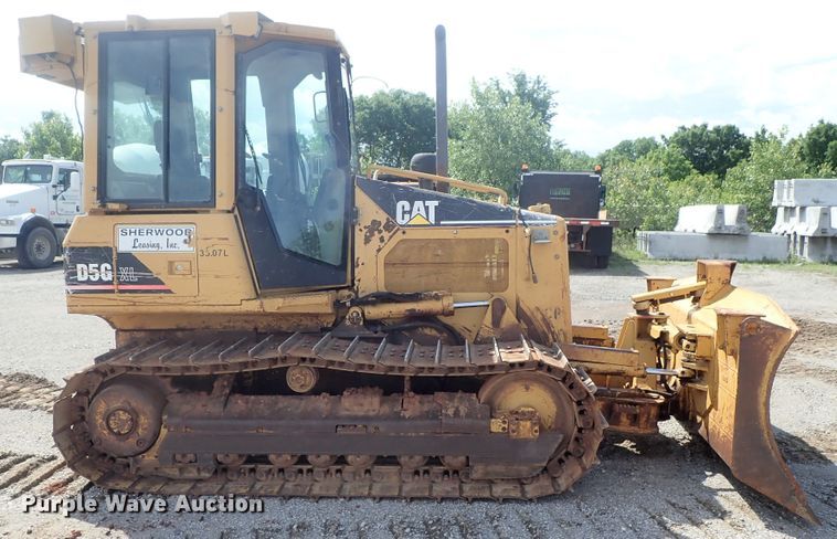 image for item DG3211 2004 Caterpillar D5G  crawler dozer