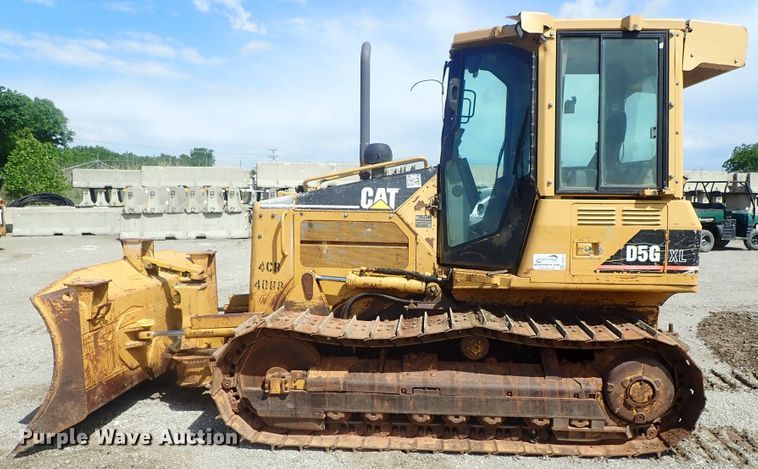 image for item DG3211 2004 Caterpillar D5G  crawler dozer