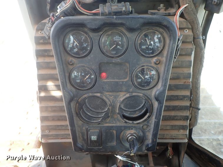 image for item DG3211 2004 Caterpillar D5G  crawler dozer