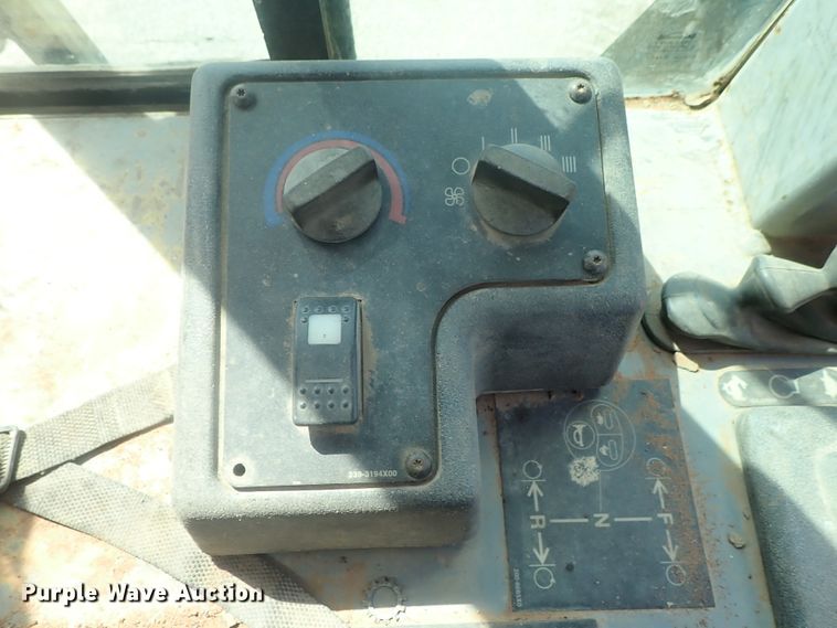 image for item DG3211 2004 Caterpillar D5G  crawler dozer