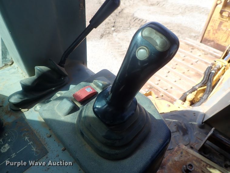 image for item DG3211 2004 Caterpillar D5G  crawler dozer