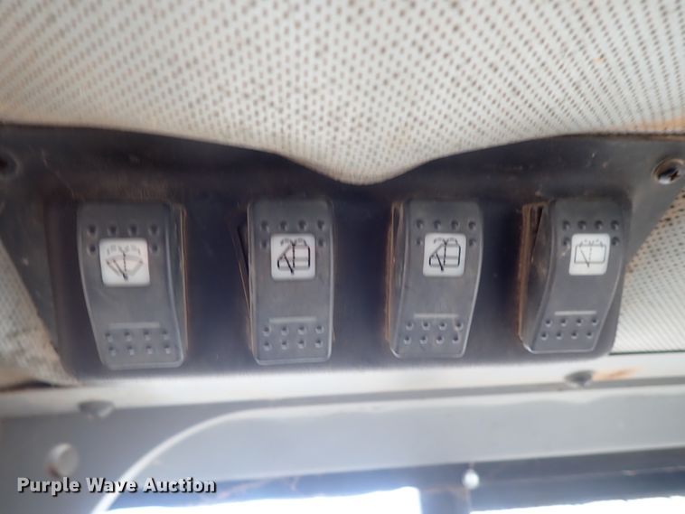 image for item DG3211 2004 Caterpillar D5G  crawler dozer