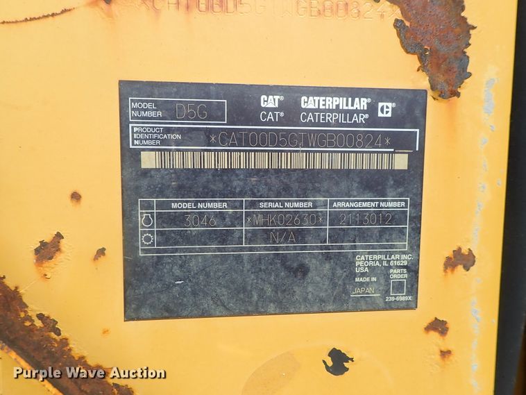 image for item DG3211 2004 Caterpillar D5G  crawler dozer