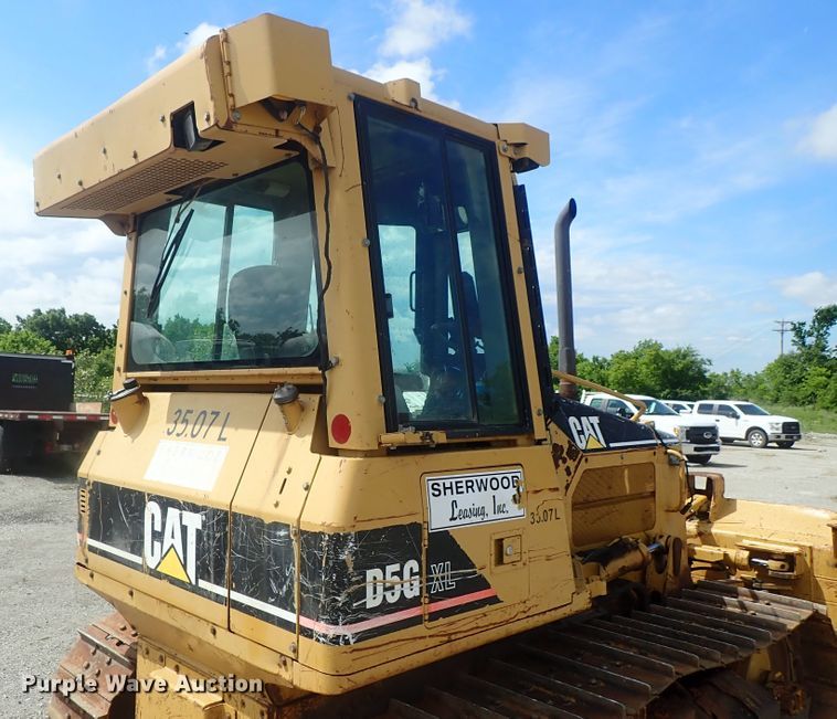 image for item DG3211 2004 Caterpillar D5G  crawler dozer