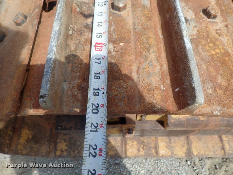 image for item DG3211 2004 Caterpillar D5G  crawler dozer