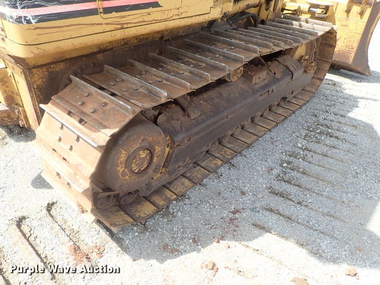 image for item DG3211 2004 Caterpillar D5G  crawler dozer