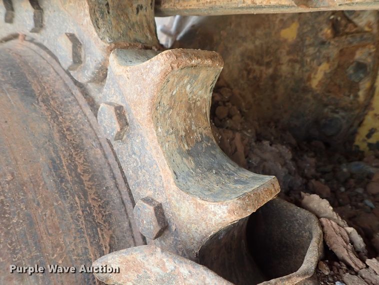 image for item DG3211 2004 Caterpillar D5G  crawler dozer