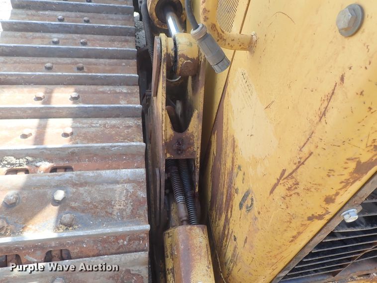 image for item DG3211 2004 Caterpillar D5G  crawler dozer