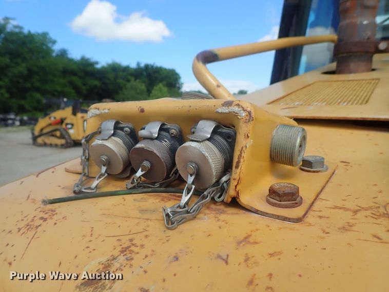 image for item DG3211 2004 Caterpillar D5G  crawler dozer