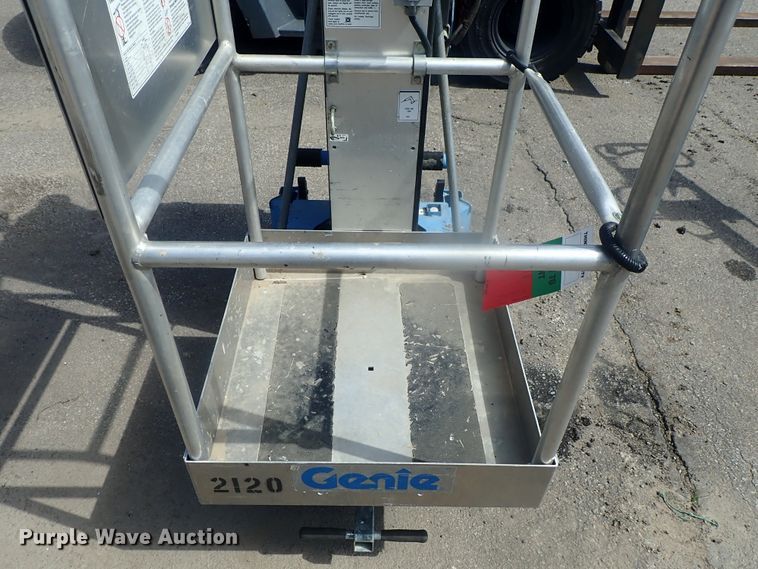 image for item DG3222 2015 Genie AWP-30S DC  vertical lift