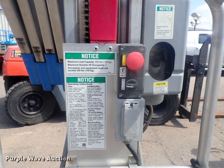 image for item DG3222 2015 Genie AWP-30S DC  vertical lift