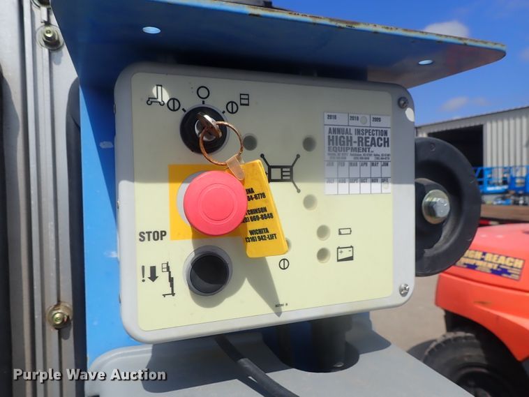 image for item DG3222 2015 Genie AWP-30S DC  vertical lift