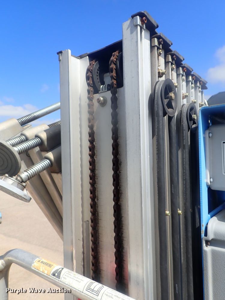 image for item DG3222 2015 Genie AWP-30S DC  vertical lift